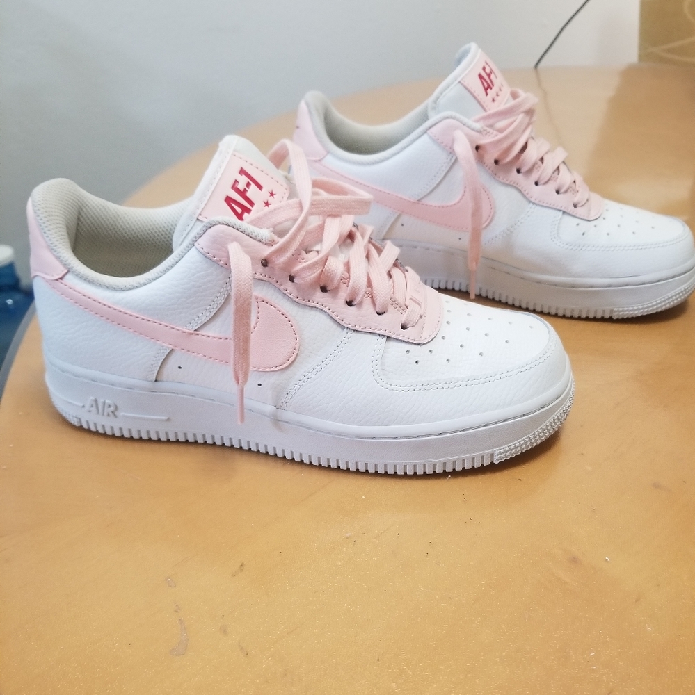 Nike Air Force 1 Low Pale Coral